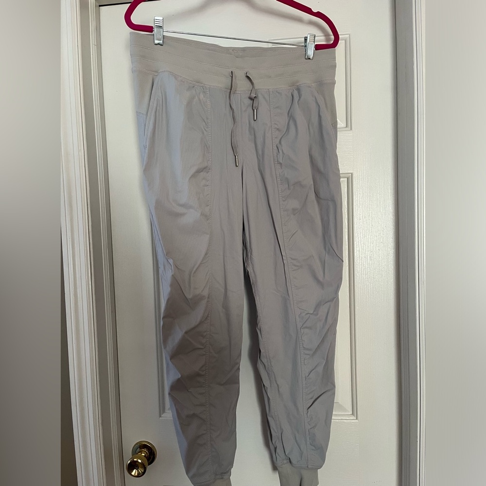 Lululemon size 12 Dance studio LINED joggers ARTIC (white)